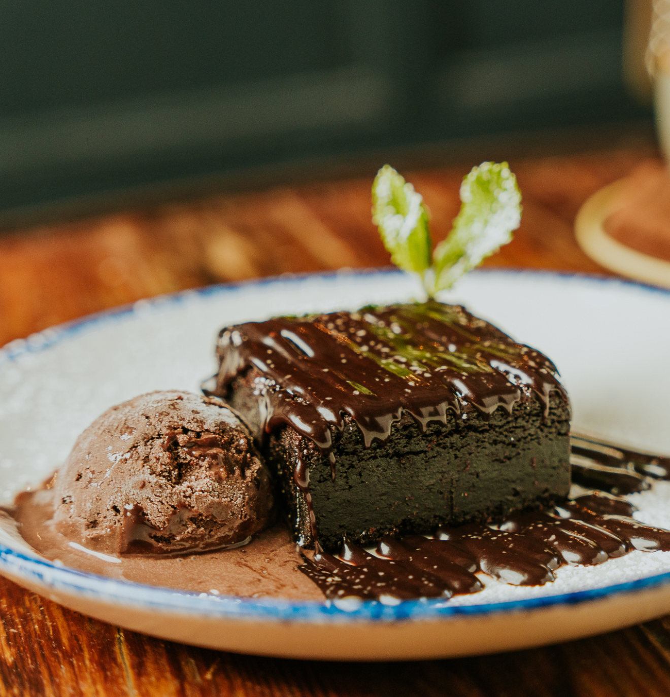 Dinner & Dining at The Crewe & Harpur in Swarkestone